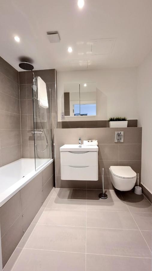 Roomspace Serviced - Kew Bridge Court Apartamento Londres